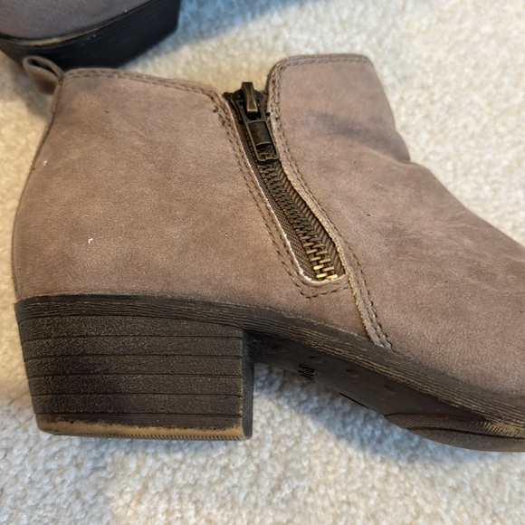 Ankle Boots - Picture 3 of 6
